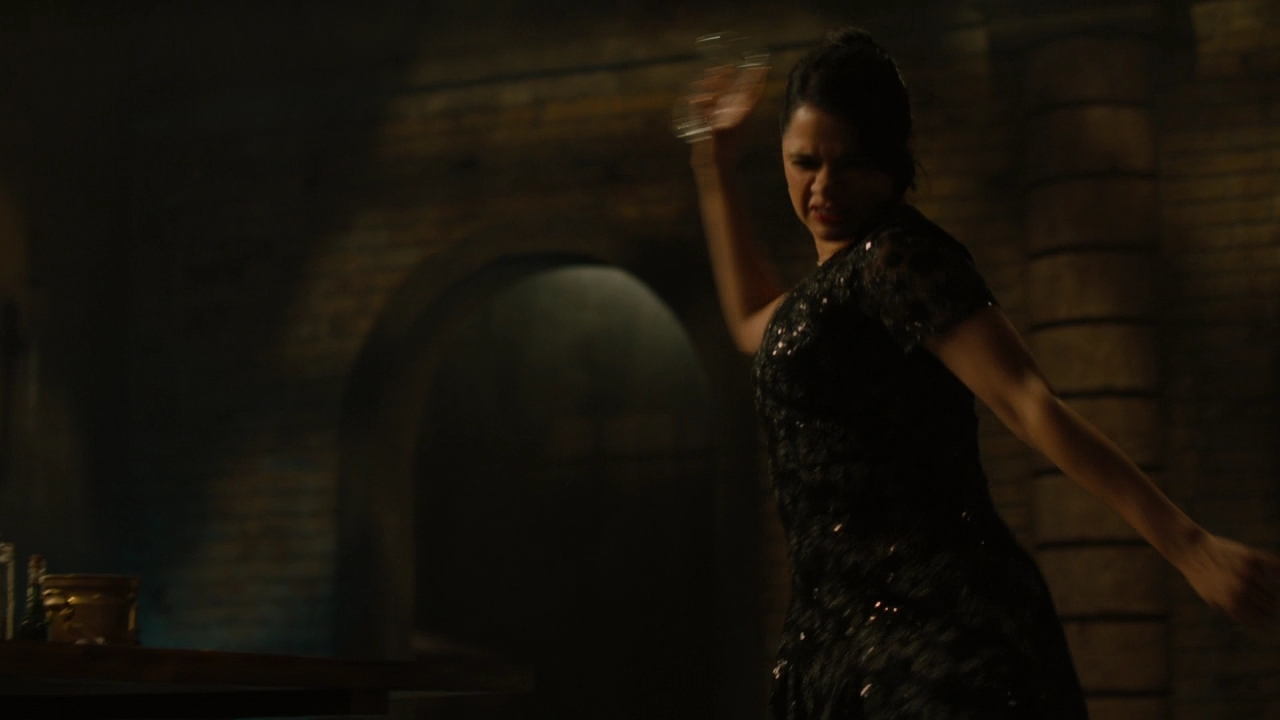 Charmed-Online-dot-nl_Charmed2x08TheRulesOfEngagement1404.jpg