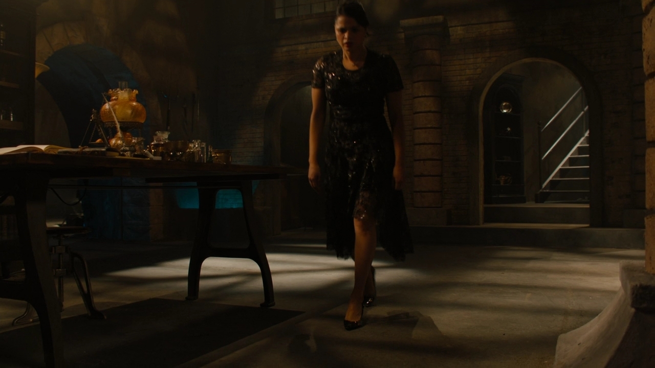 Charmed-Online-dot-nl_Charmed2x08TheRulesOfEngagement1413.jpg