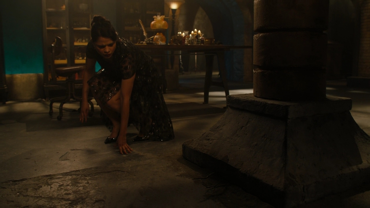 Charmed-Online-dot-nl_Charmed2x08TheRulesOfEngagement1422.jpg