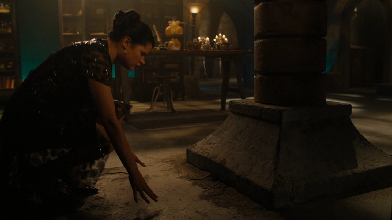 Charmed-Online-dot-nl_Charmed2x08TheRulesOfEngagement1426.jpg