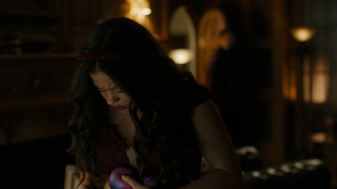Charmed-Online-dot-nl_Charmed2x08TheRulesOfEngagement1502.jpg