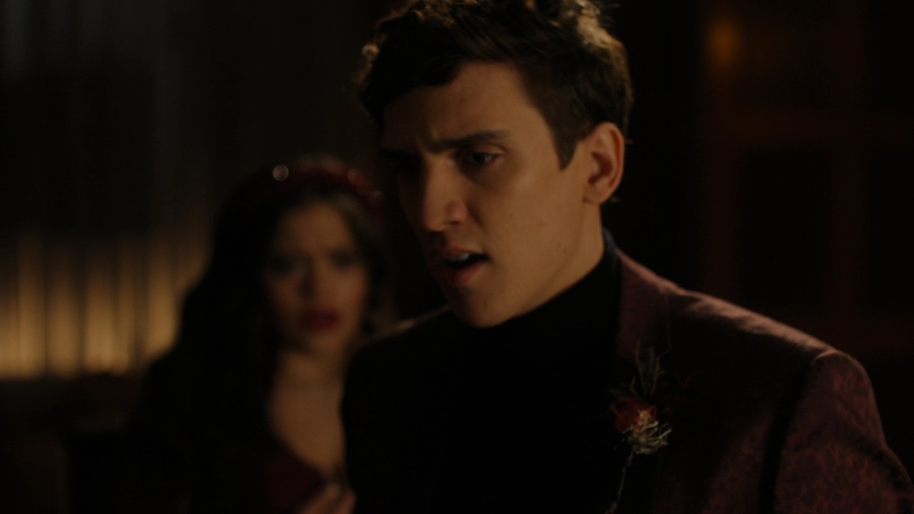 Charmed-Online-dot-nl_Charmed2x08TheRulesOfEngagement1584.jpg