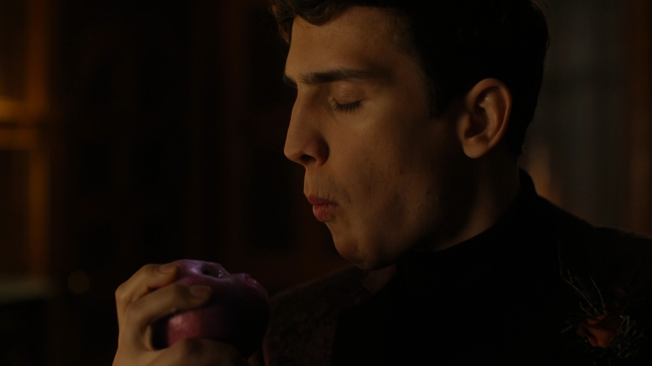 Charmed-Online-dot-nl_Charmed2x08TheRulesOfEngagement1639.jpg