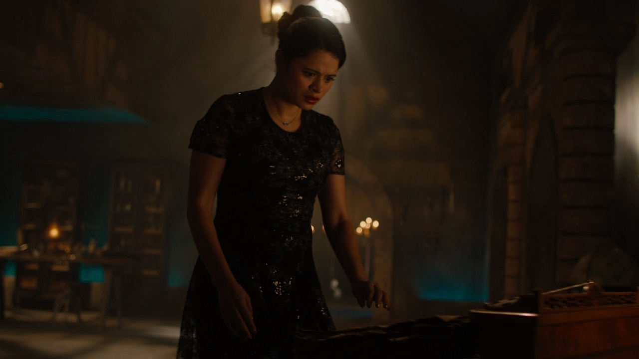 Charmed-Online-dot-nl_Charmed2x08TheRulesOfEngagement1672.jpg