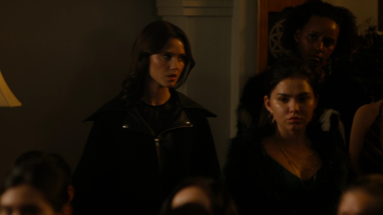 Charmed-Online-dot-nl_Charmed2x08TheRulesOfEngagement1782.jpg