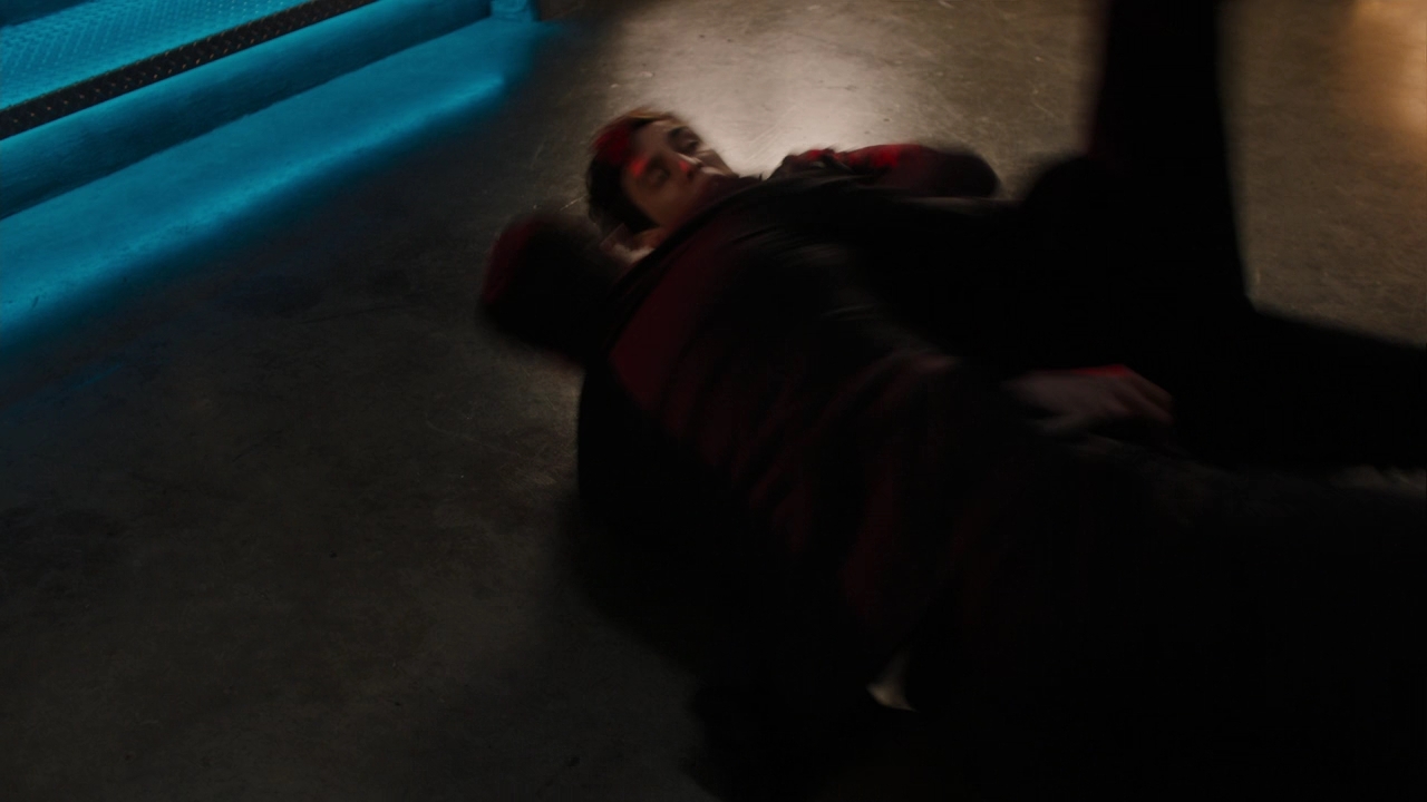Charmed-Online-dot-nl_Charmed2x08TheRulesOfEngagement2063.jpg