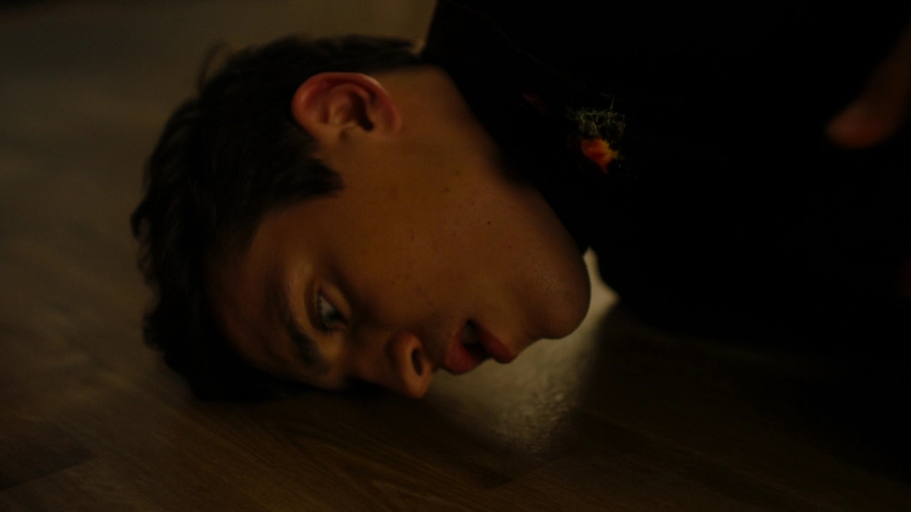 Charmed-Online-dot-nl_Charmed2x08TheRulesOfEngagement2108.jpg