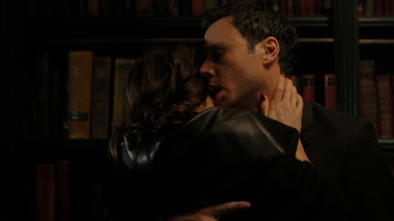 Charmed-Online-dot-nl_Charmed2x08TheRulesOfEngagement2320.jpg Charmed-Online-dot-nl_Charmed2x08TheRulesOfEngagement2320.jpg