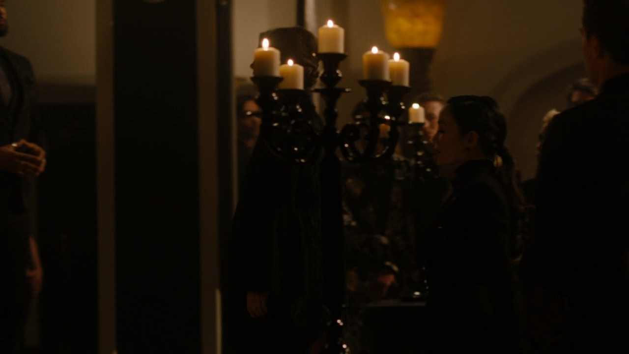Charmed-Online-dot-nl_Charmed2x08TheRulesOfEngagement2417.jpg