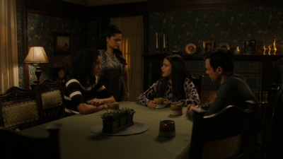 Charmed-Online-dot-nl_Charmed2x08TheRulesOfEngagement0124.jpg