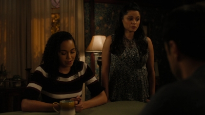 Charmed-Online-dot-nl_Charmed2x08TheRulesOfEngagement0153.jpg