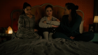 Charmed-Online-dot-nl_Charmed2x08TheRulesOfEngagement2187.jpg