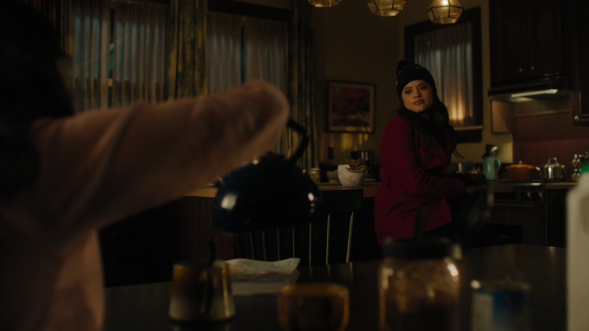Charmed-Online-dot-nl_Charmed2x09GeussWhosComingToSafeSpaceSeattlle0112.jpg