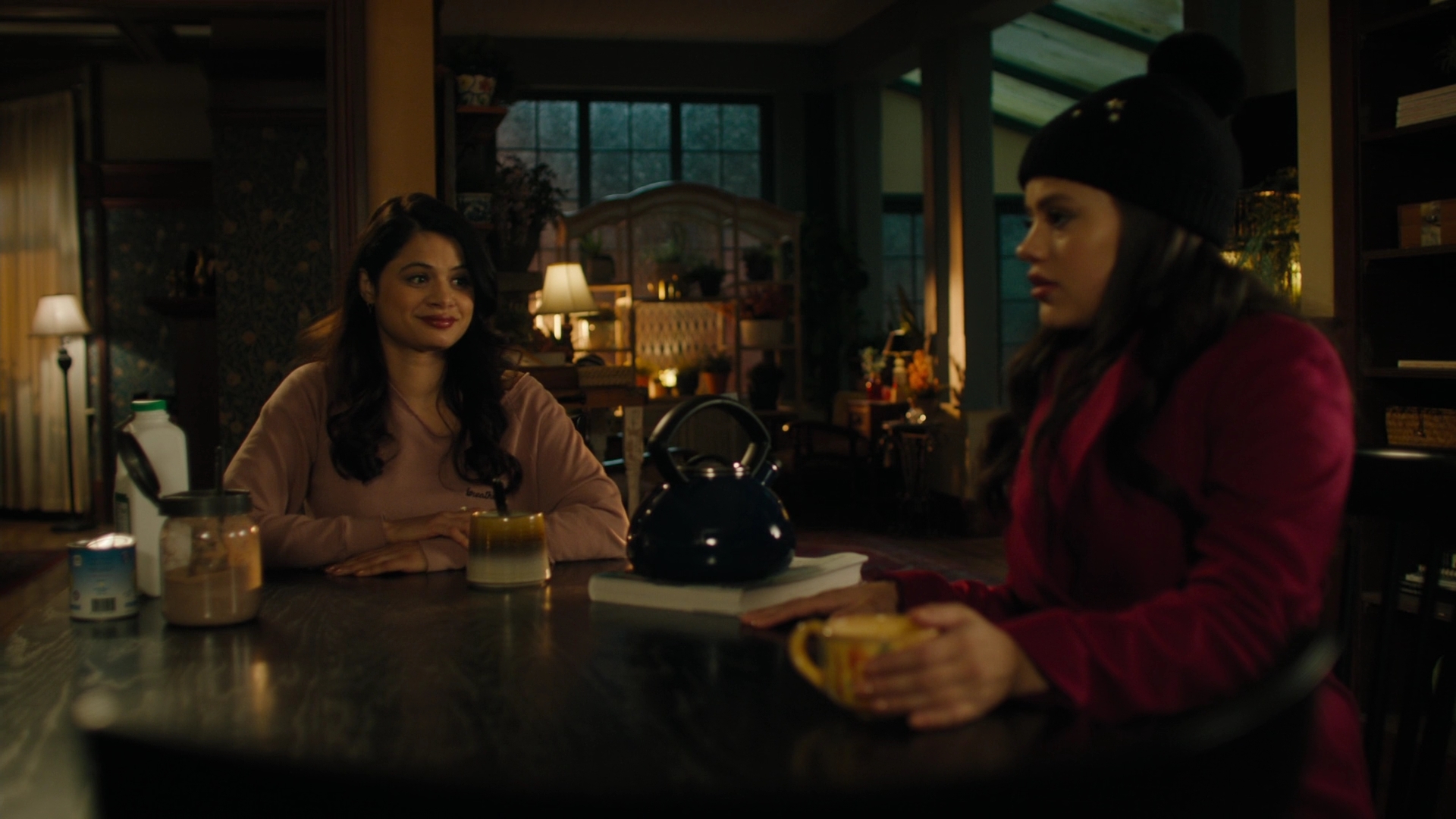 Charmed-Online-dot-nl_Charmed2x09GeussWhosComingToSafeSpaceSeattlle0165.jpg