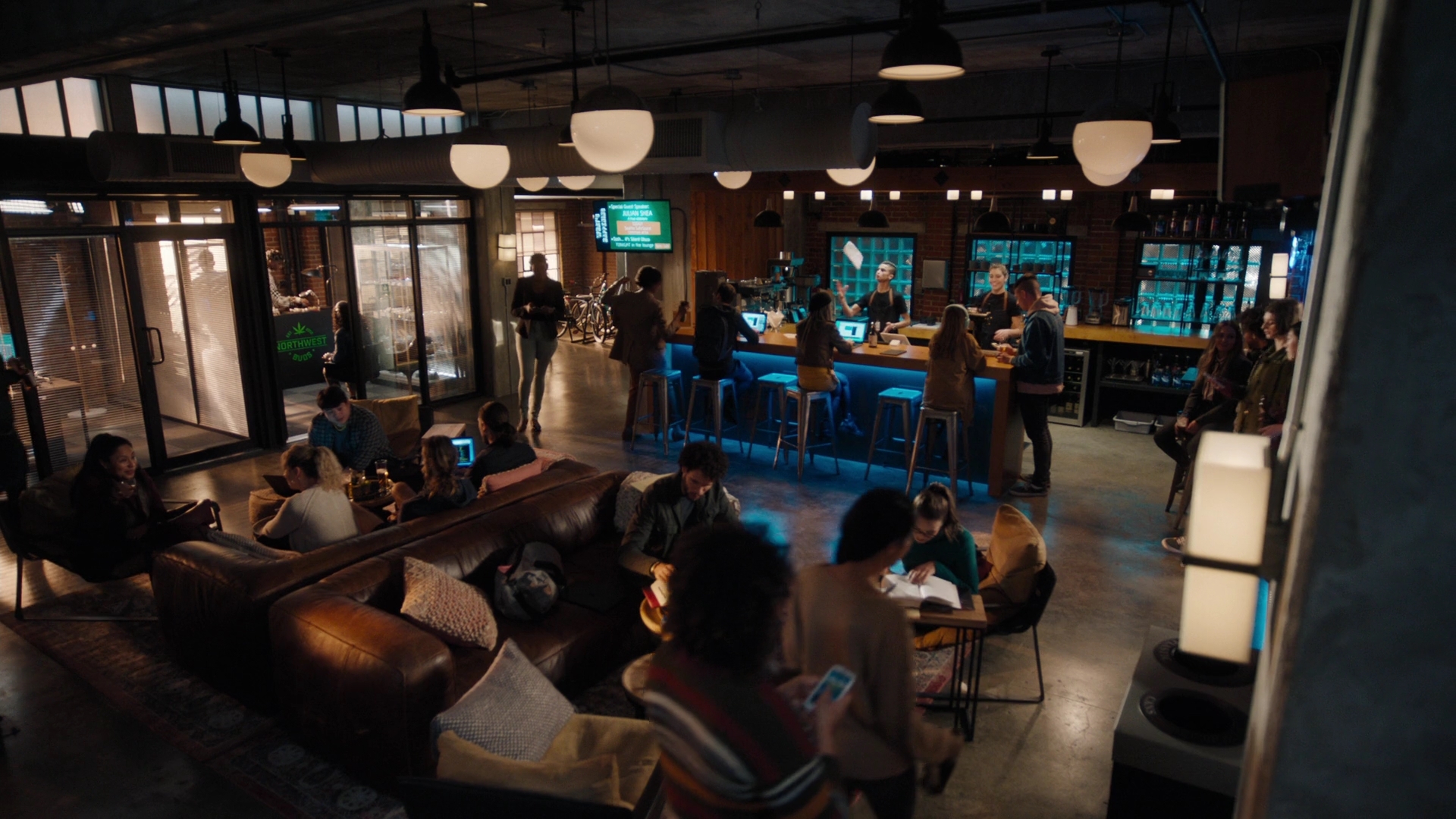 Charmed-Online-dot-nl_Charmed2x09GeussWhosComingToSafeSpaceSeattlle0389.jpg