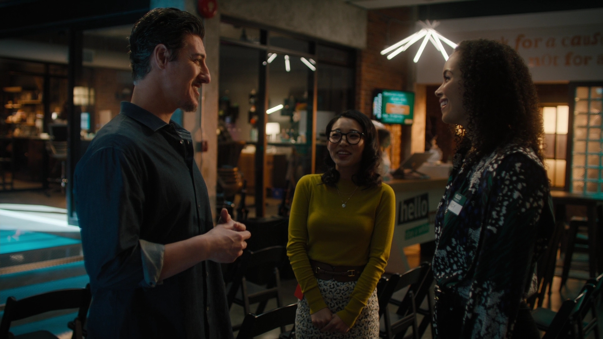 Charmed-Online-dot-nl_Charmed2x09GeussWhosComingToSafeSpaceSeattlle0505.jpg