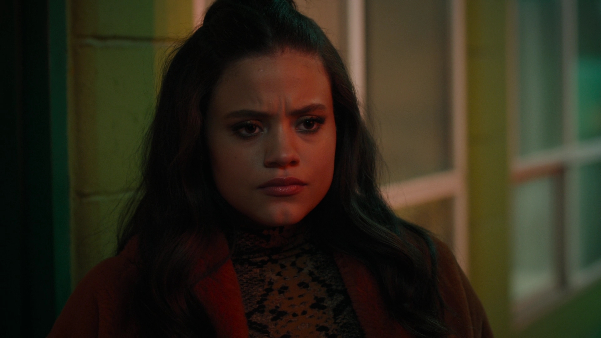 Charmed-Online-dot-nl_Charmed2x09GeussWhosComingToSafeSpaceSeattlle0532.jpg