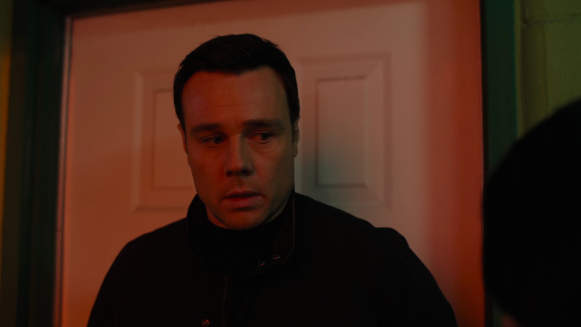 Charmed-Online-dot-nl_Charmed2x09GeussWhosComingToSafeSpaceSeattlle0550.jpg