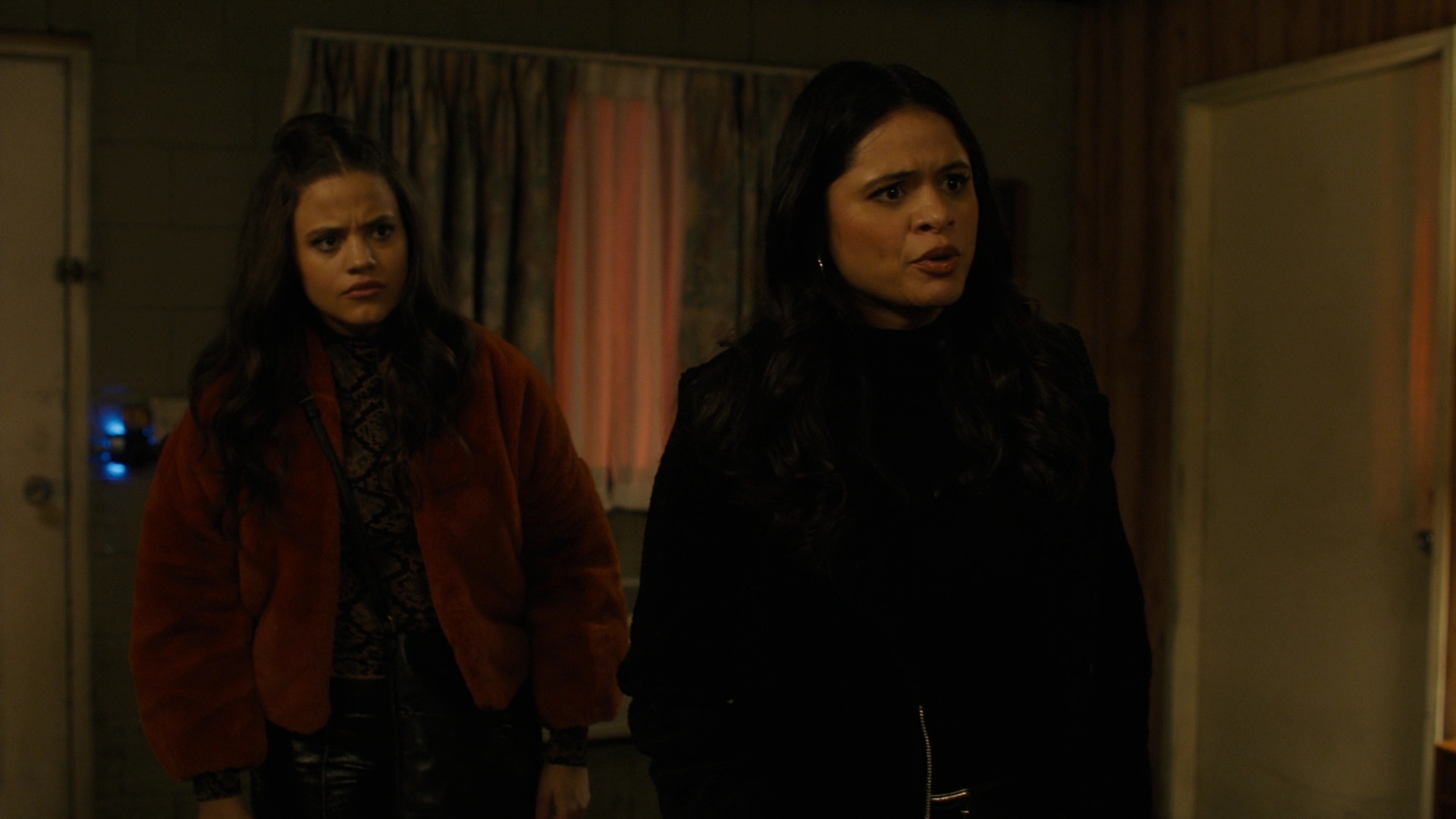 Charmed-Online-dot-nl_Charmed2x09GeussWhosComingToSafeSpaceSeattlle0718.jpg