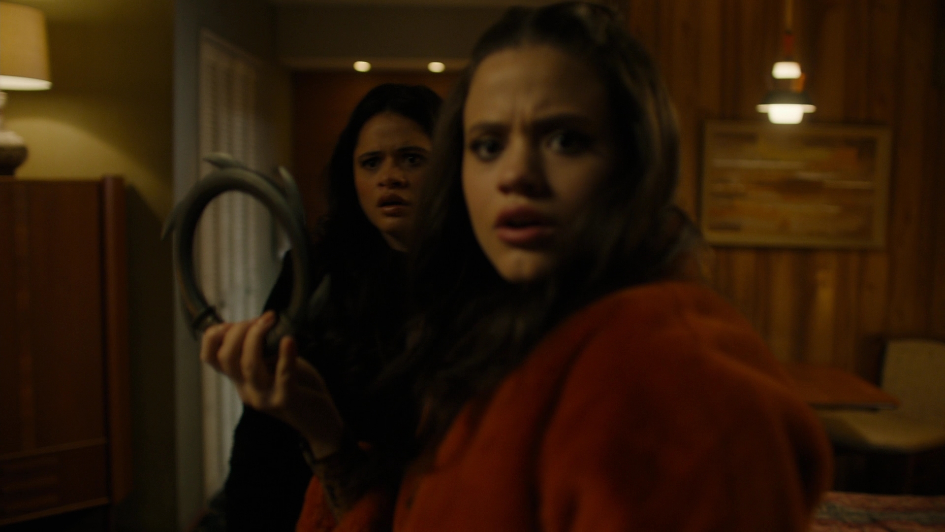 Charmed-Online-dot-nl_Charmed2x09GeussWhosComingToSafeSpaceSeattlle0793.jpg