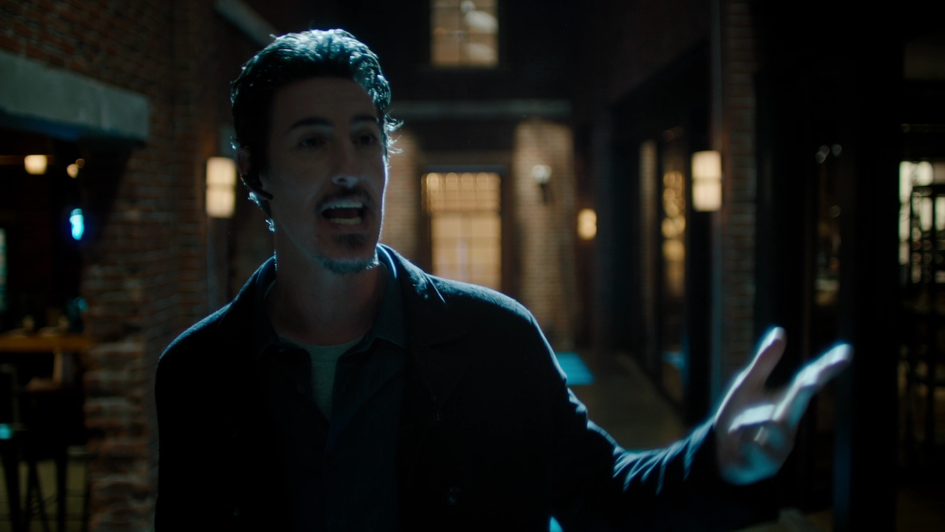 Charmed-Online-dot-nl_Charmed2x09GeussWhosComingToSafeSpaceSeattlle0965.jpg