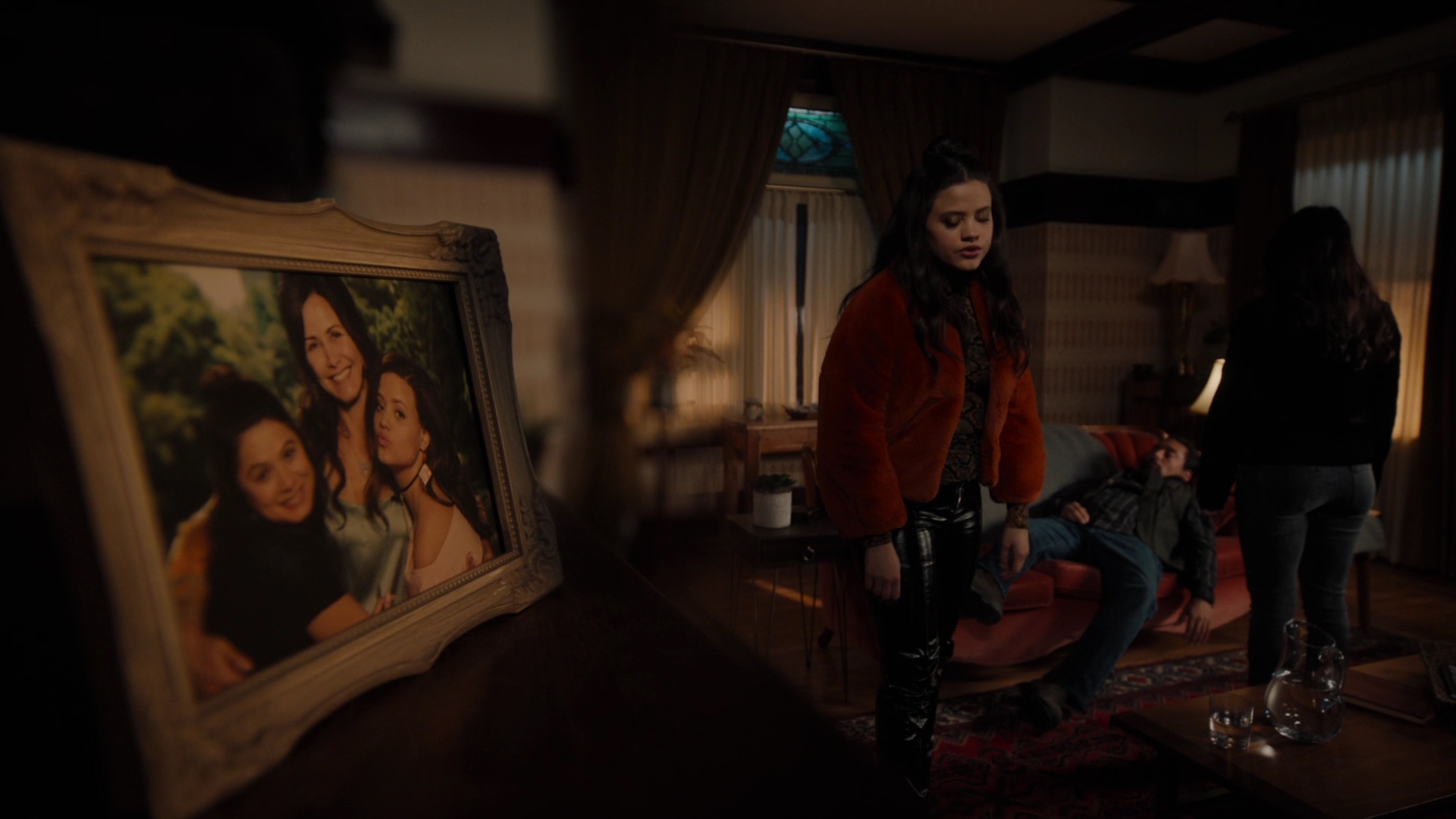 Charmed-Online-dot-nl_Charmed2x09GeussWhosComingToSafeSpaceSeattlle1033.jpg