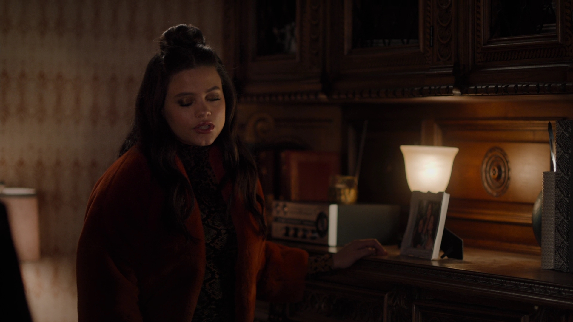 Charmed-Online-dot-nl_Charmed2x09GeussWhosComingToSafeSpaceSeattlle1039.jpg