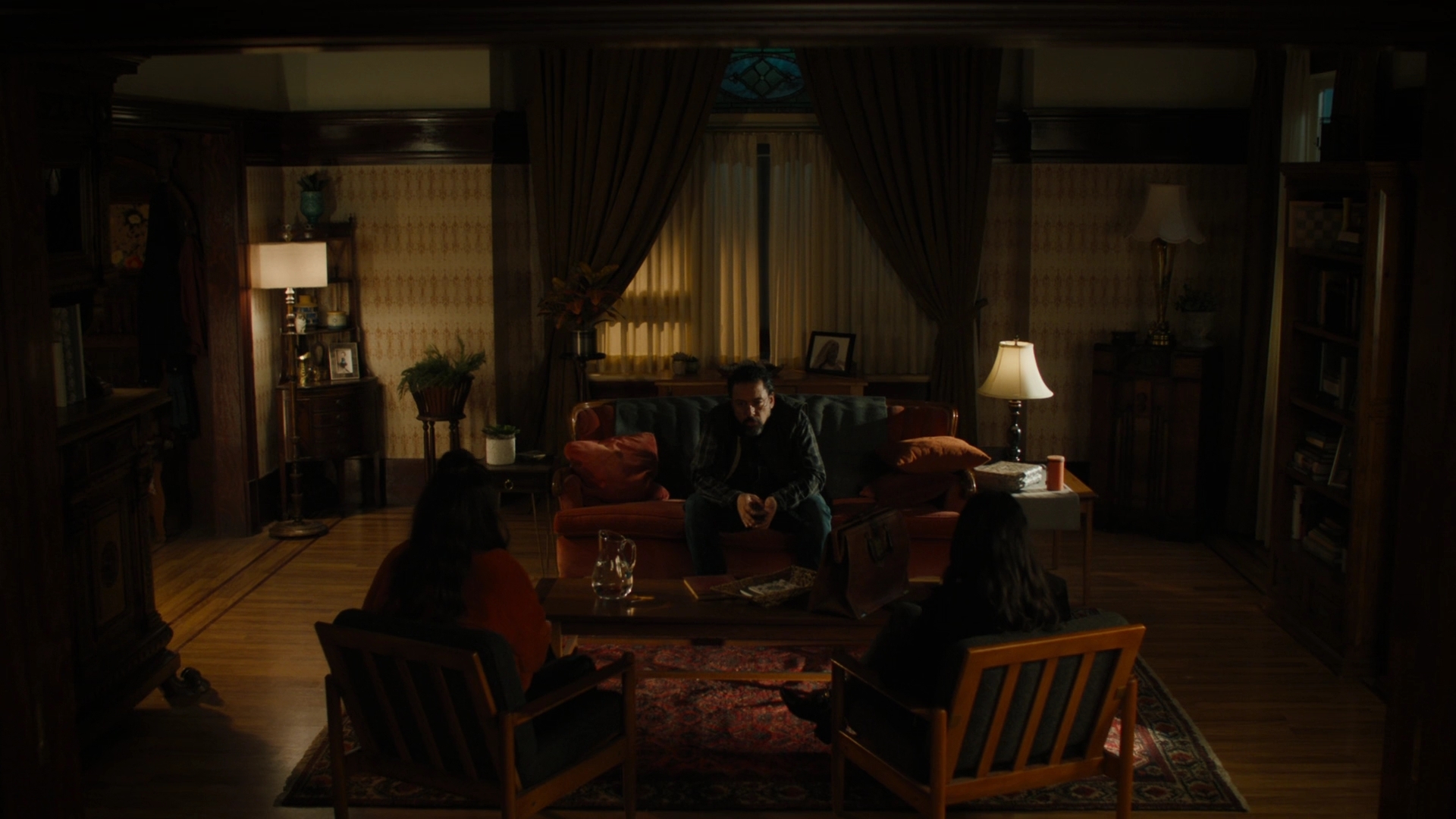 Charmed-Online-dot-nl_Charmed2x09GeussWhosComingToSafeSpaceSeattlle1152.jpg Charmed-Online-dot-nl_Charmed2x09GeussWhosComingToSafeSpaceSeattlle1152.jpg