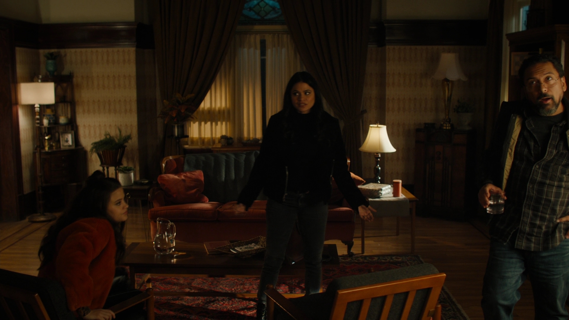 Charmed-Online-dot-nl_Charmed2x09GeussWhosComingToSafeSpaceSeattlle1170.jpg Charmed-Online-dot-nl_Charmed2x09GeussWhosComingToSafeSpaceSeattlle1170.jpg