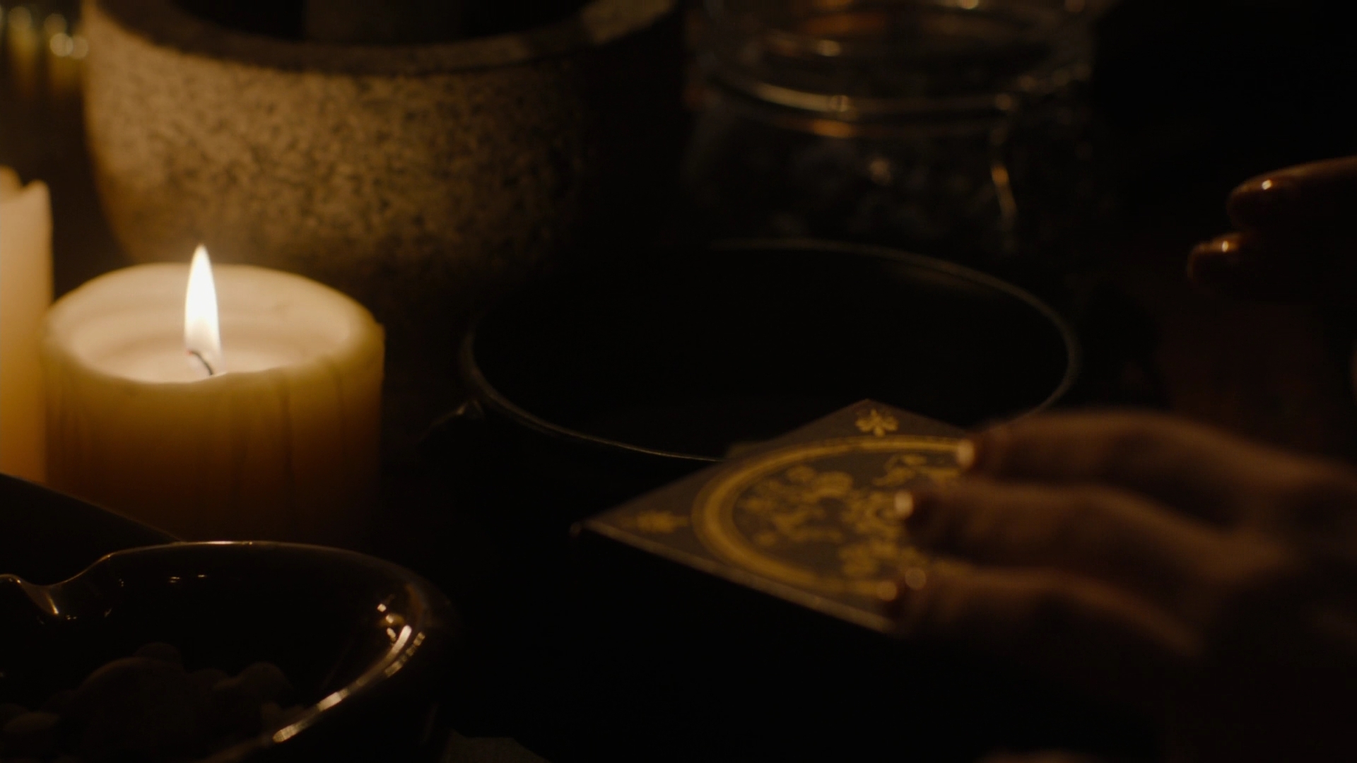 Charmed-Online-dot-nl_Charmed2x09GeussWhosComingToSafeSpaceSeattlle1493.jpg