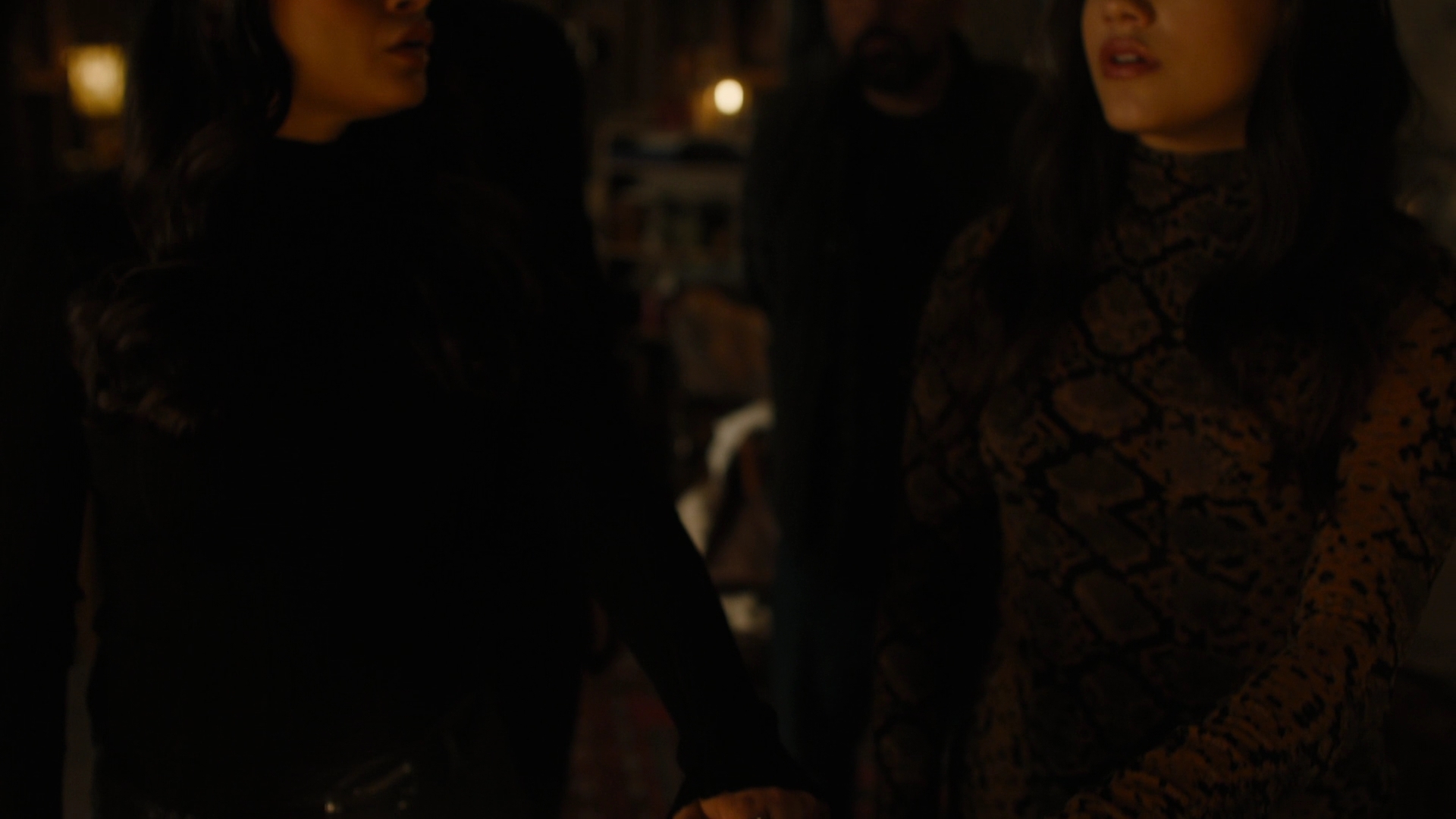 Charmed-Online-dot-nl_Charmed2x09GeussWhosComingToSafeSpaceSeattlle1496.jpg