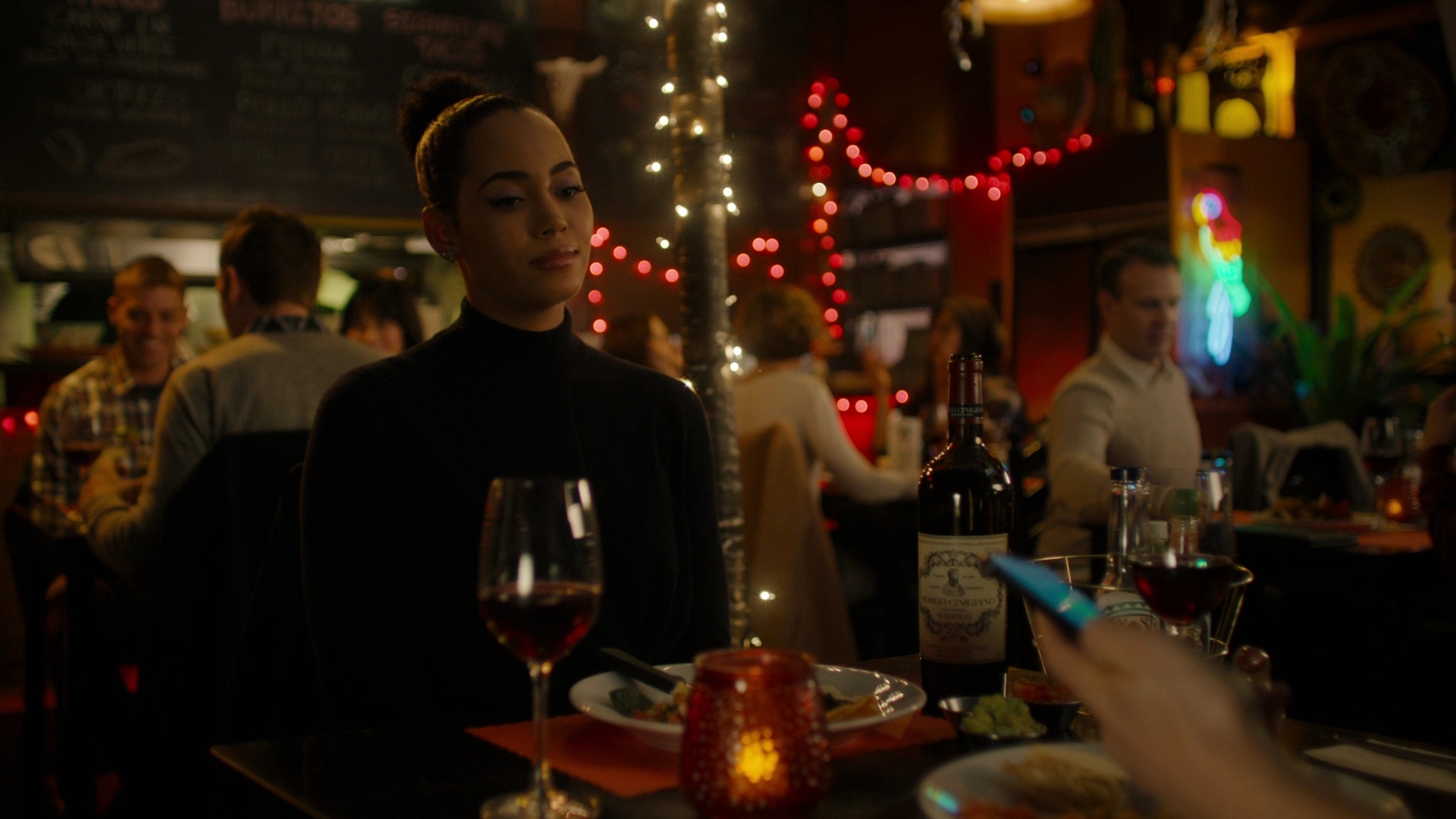 Charmed-Online-dot-nl_Charmed2x09GeussWhosComingToSafeSpaceSeattlle1632.jpg