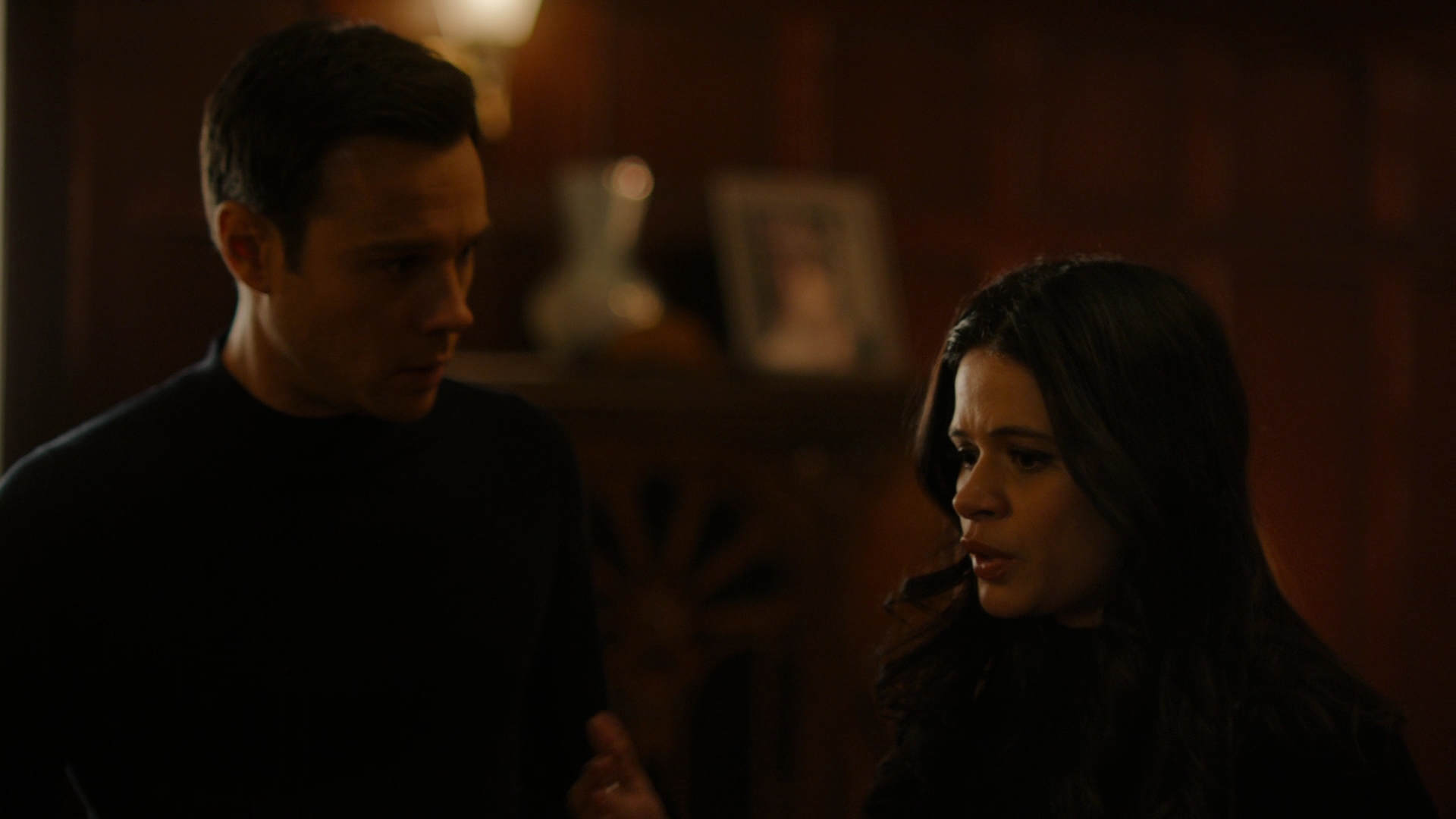 Charmed-Online-dot-nl_Charmed2x09GeussWhosComingToSafeSpaceSeattlle1707.jpg