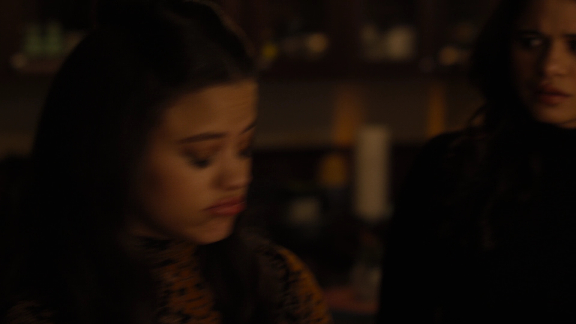 Charmed-Online-dot-nl_Charmed2x09GeussWhosComingToSafeSpaceSeattlle2298.jpg