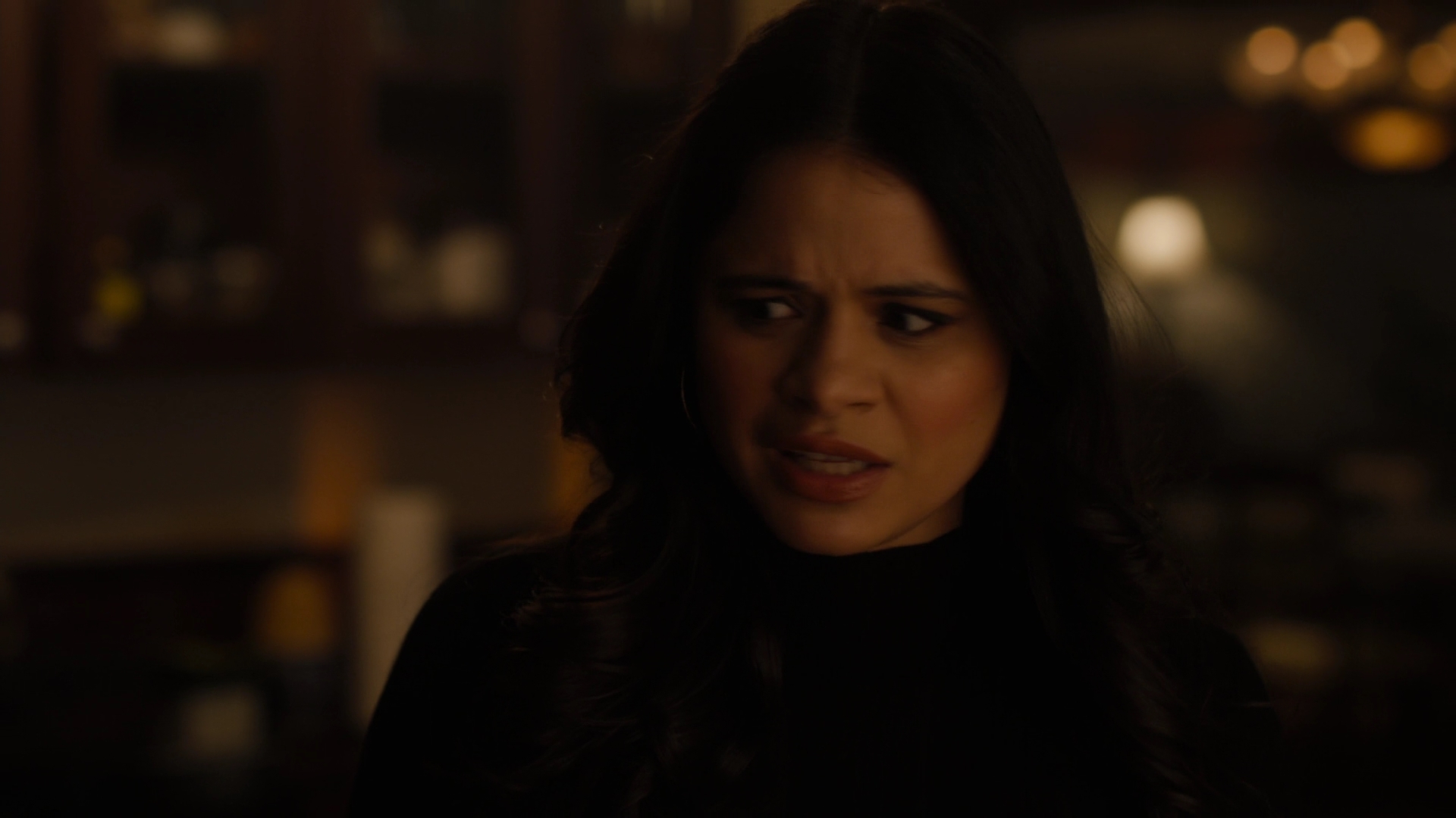Charmed-Online-dot-nl_Charmed2x09GeussWhosComingToSafeSpaceSeattlle2304.jpg