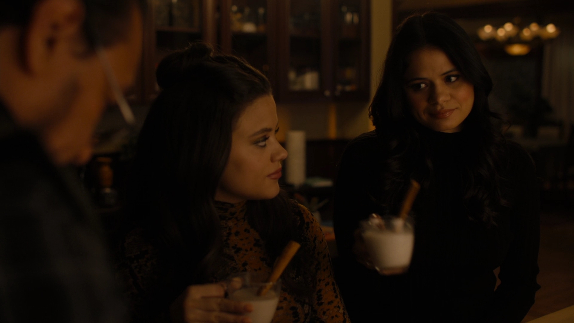 Charmed-Online-dot-nl_Charmed2x09GeussWhosComingToSafeSpaceSeattlle2347.jpg