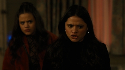 Charmed-Online-dot-nl_Charmed2x09GeussWhosComingToSafeSpaceSeattlle0722.jpg