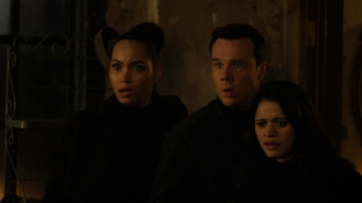 Charmed-Online-dot-nl_Charmed2x09GeussWhosComingToSafeSpaceSeattlle2219.jpg