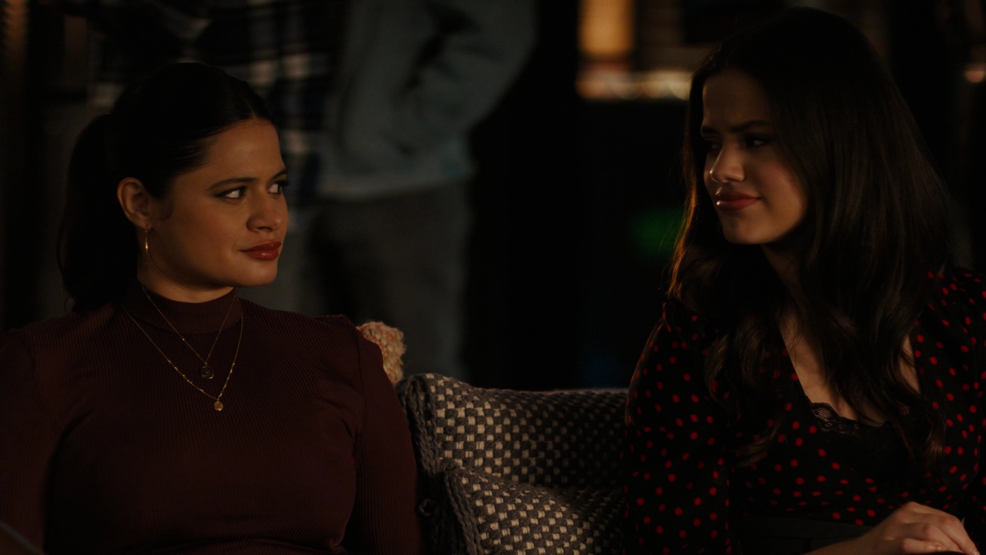 Charmed-Online-dot-nl_Charmed2x10CurseWords0055.jpg