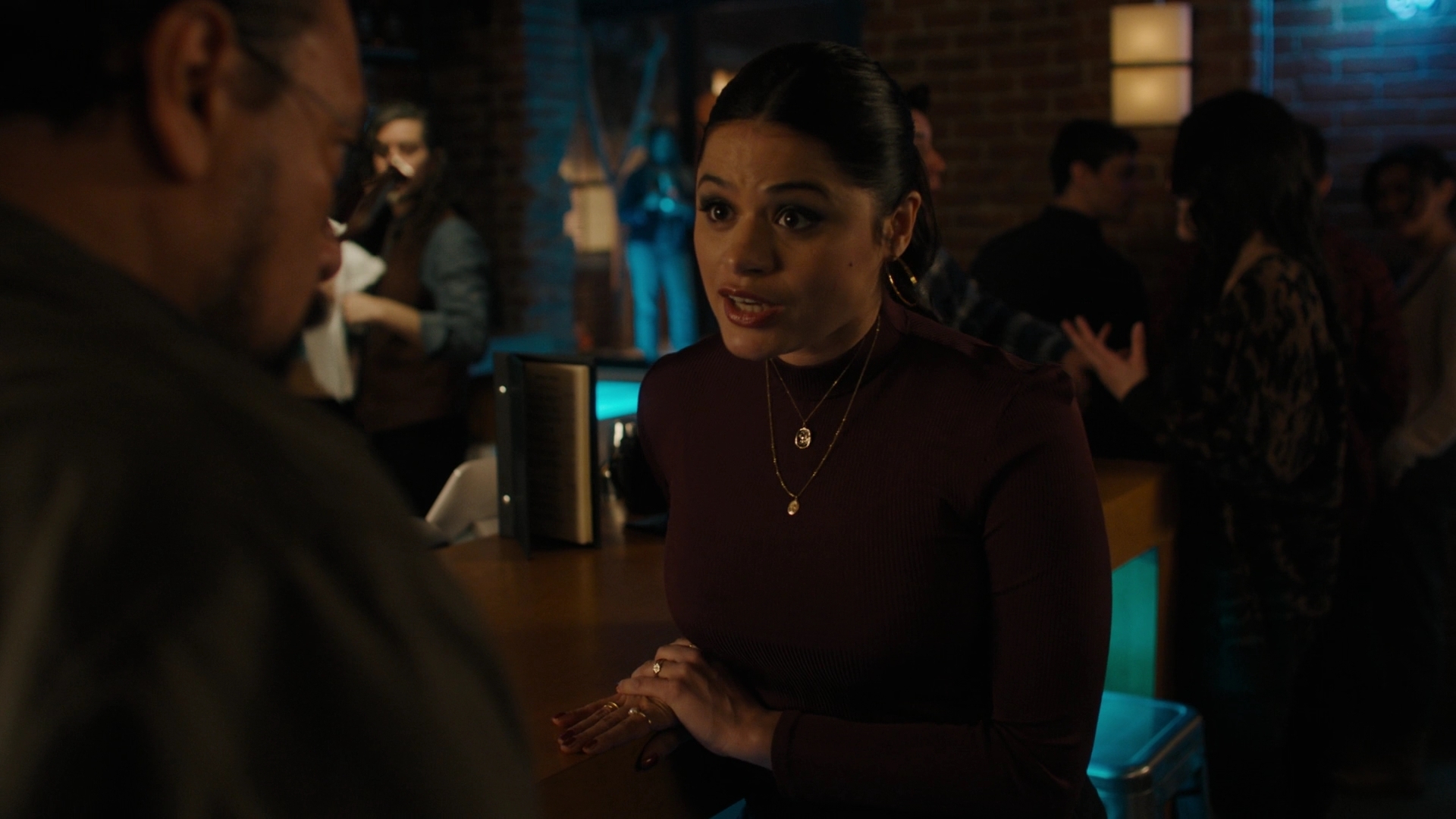 Charmed-Online-dot-nl_Charmed2x10CurseWords0105.jpg