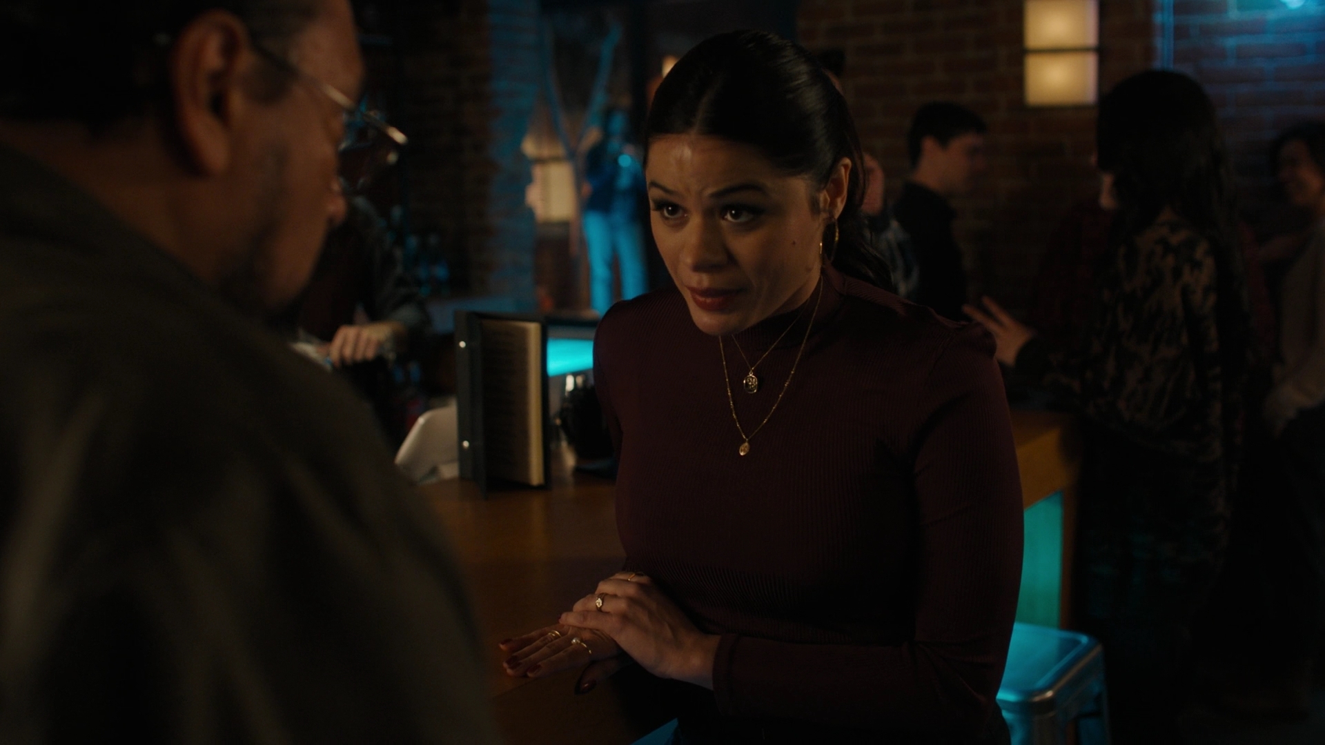 Charmed-Online-dot-nl_Charmed2x10CurseWords0107.jpg
