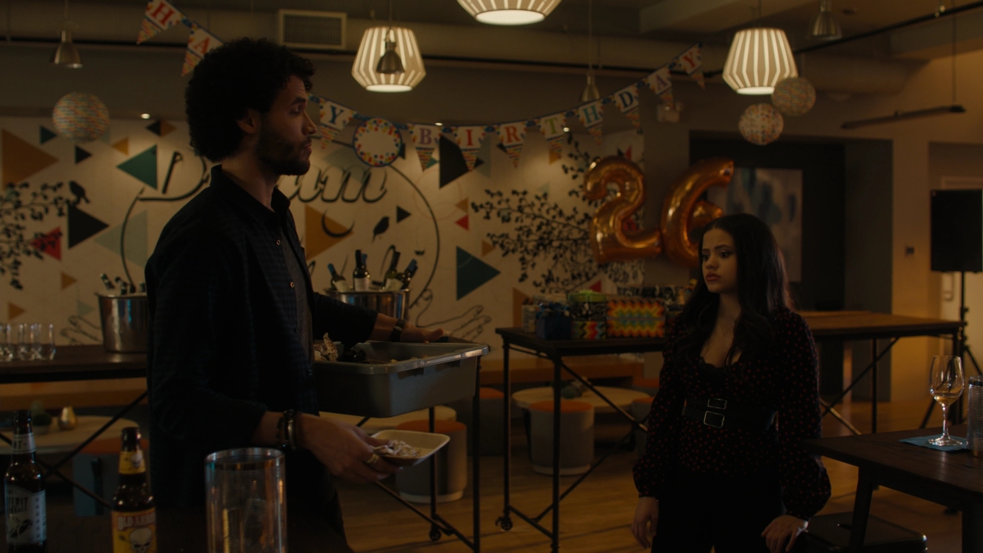 Charmed-Online-dot-nl_Charmed2x10CurseWords0508.jpg
