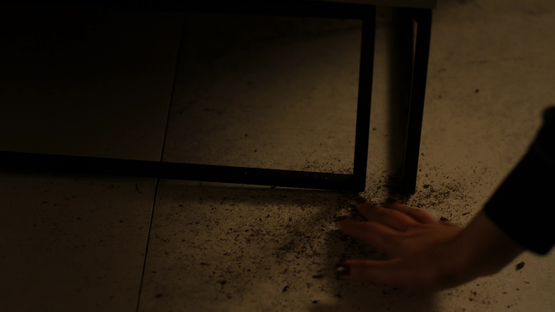 Charmed-Online-dot-nl_Charmed2x10CurseWords0921.jpg