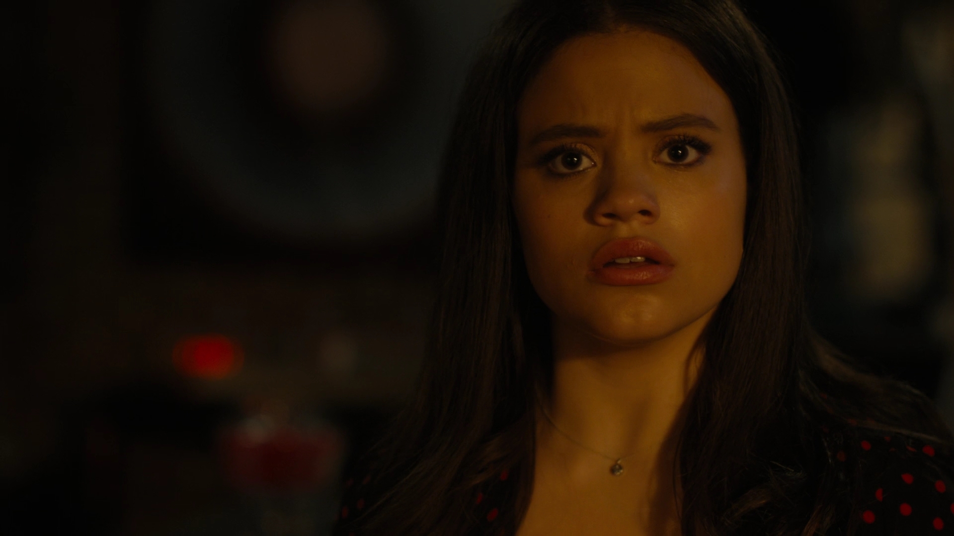 Charmed-Online-dot-nl_Charmed2x10CurseWords1014.jpg