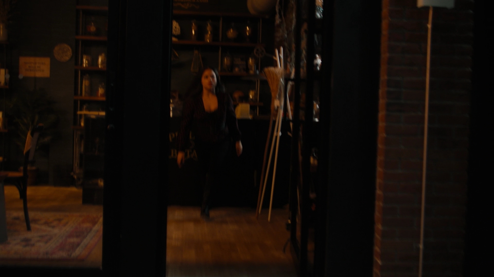 Charmed-Online-dot-nl_Charmed2x10CurseWords1293.jpg Charmed-Online-dot-nl_Charmed2x10CurseWords1293.jpg