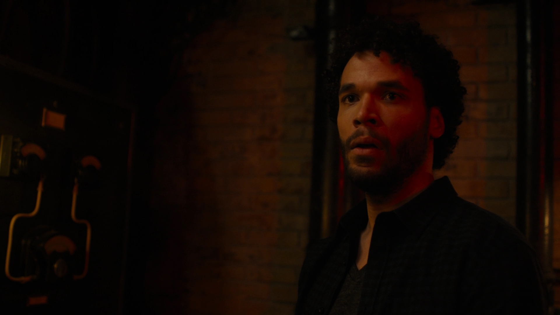 Charmed-Online-dot-nl_Charmed2x10CurseWords1406.jpg Charmed-Online-dot-nl_Charmed2x10CurseWords1406.jpg