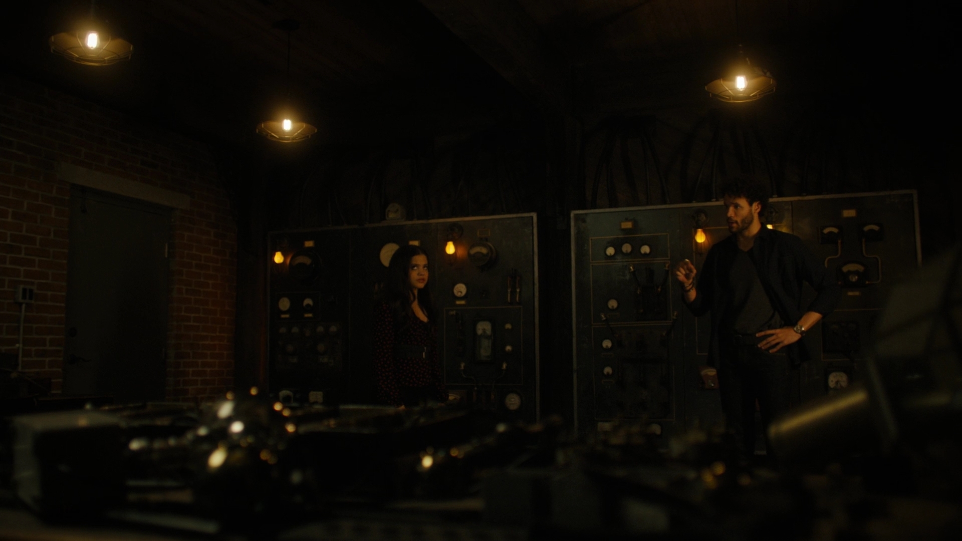 Charmed-Online-dot-nl_Charmed2x10CurseWords1641.jpg