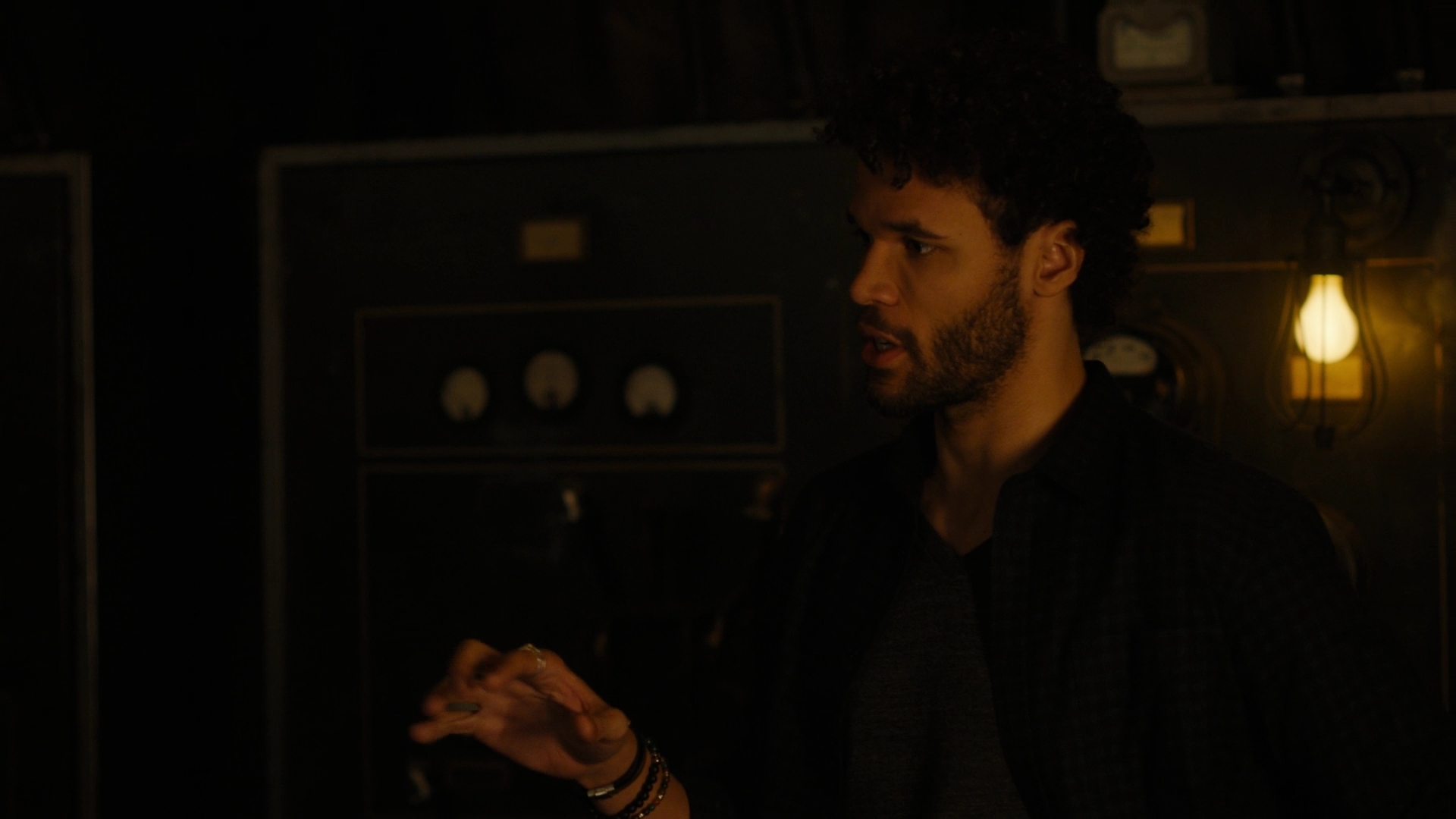 Charmed-Online-dot-nl_Charmed2x10CurseWords1643.jpg Charmed-Online-dot-nl_Charmed2x10CurseWords1643.jpg