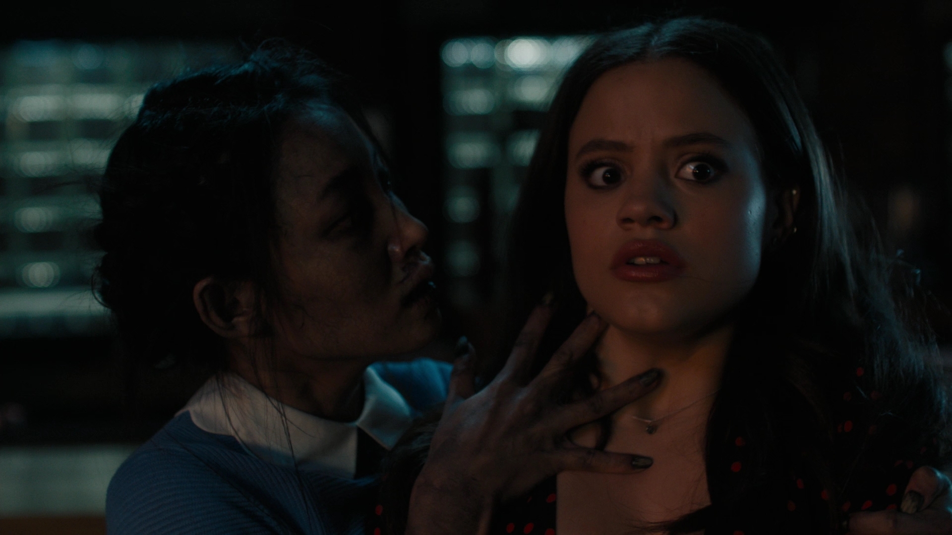 Charmed-Online-dot-nl_Charmed2x10CurseWords1956.jpg