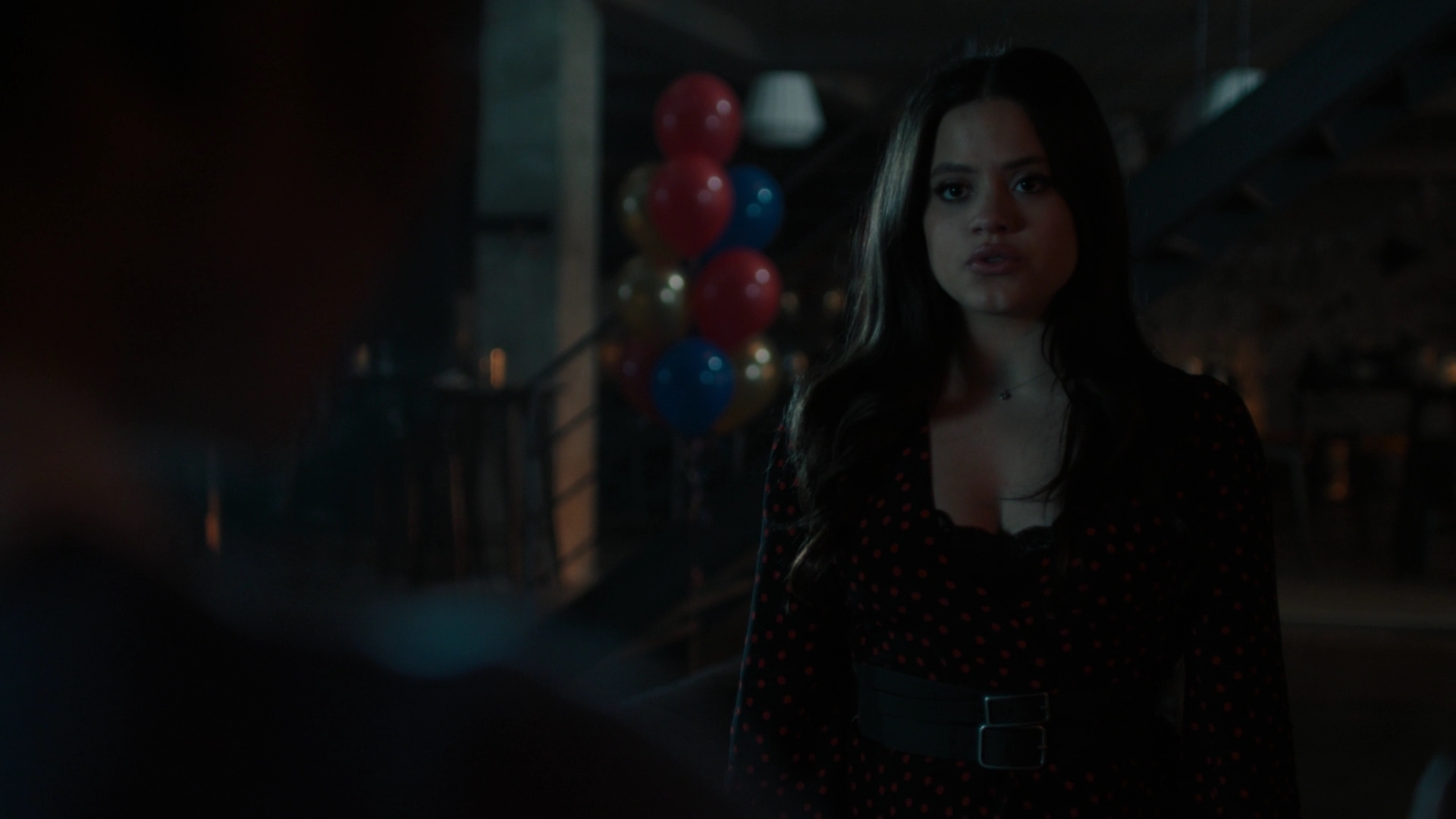 Charmed-Online-dot-nl_Charmed2x10CurseWords2021.jpg